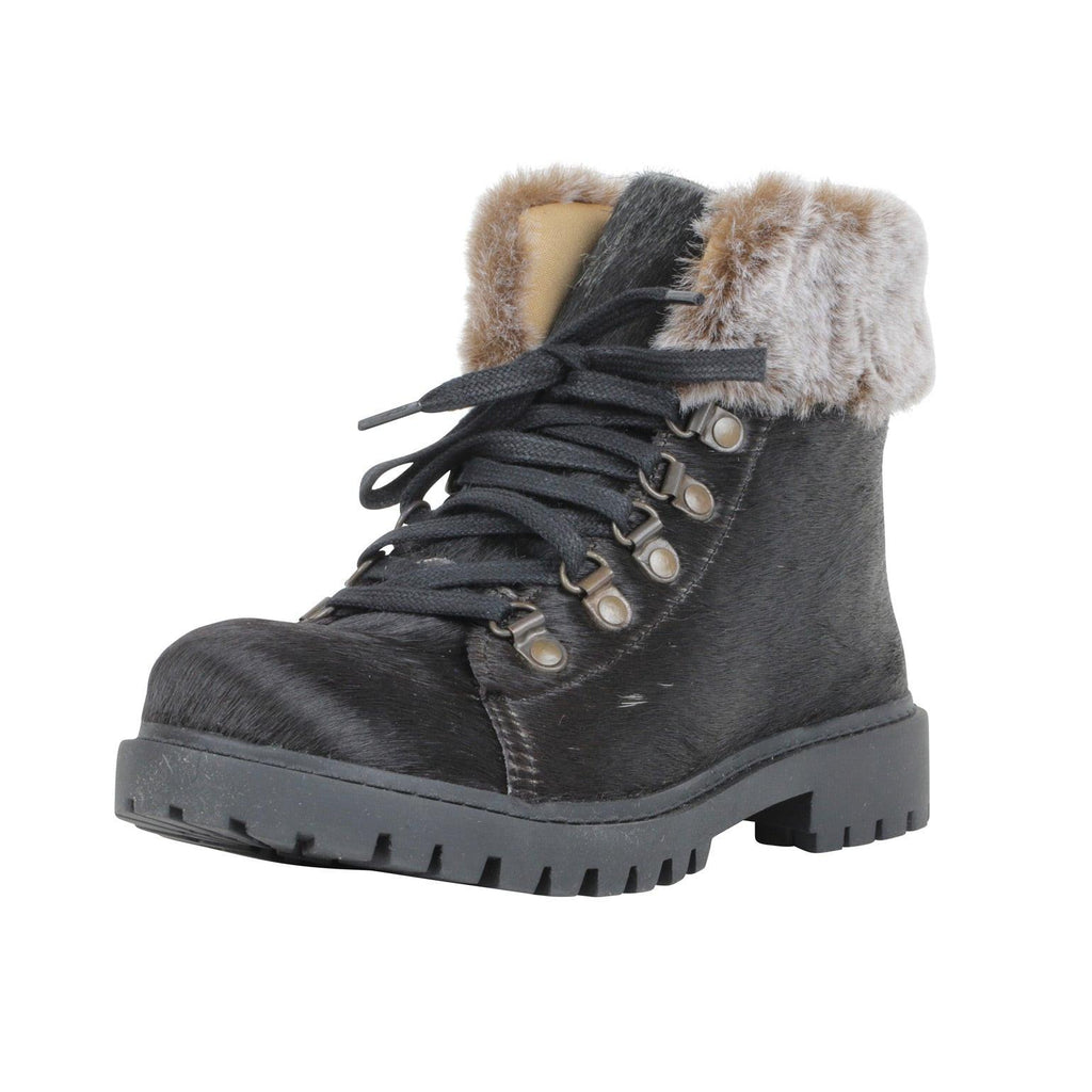 Turbulent Boots