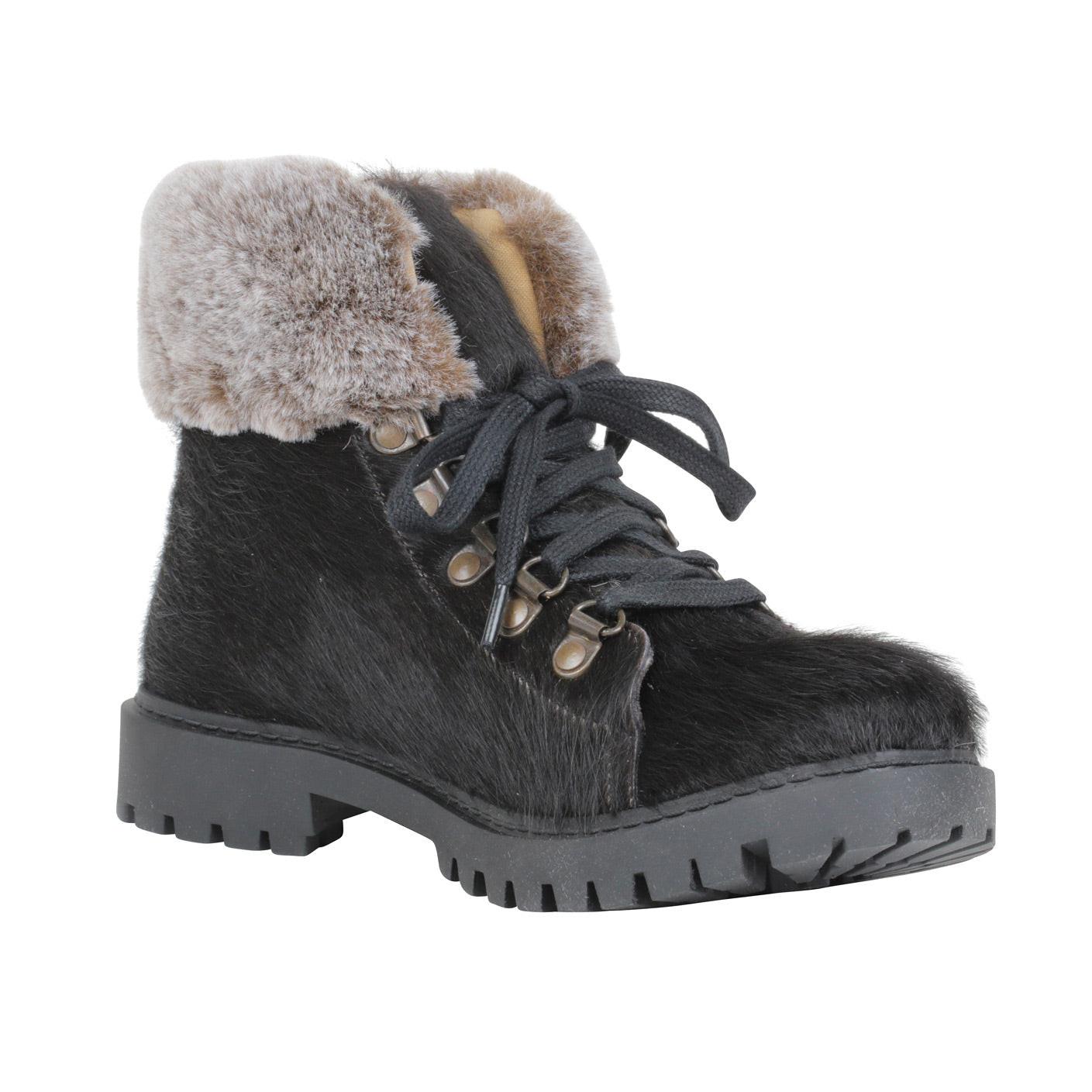 Turbulent Boots