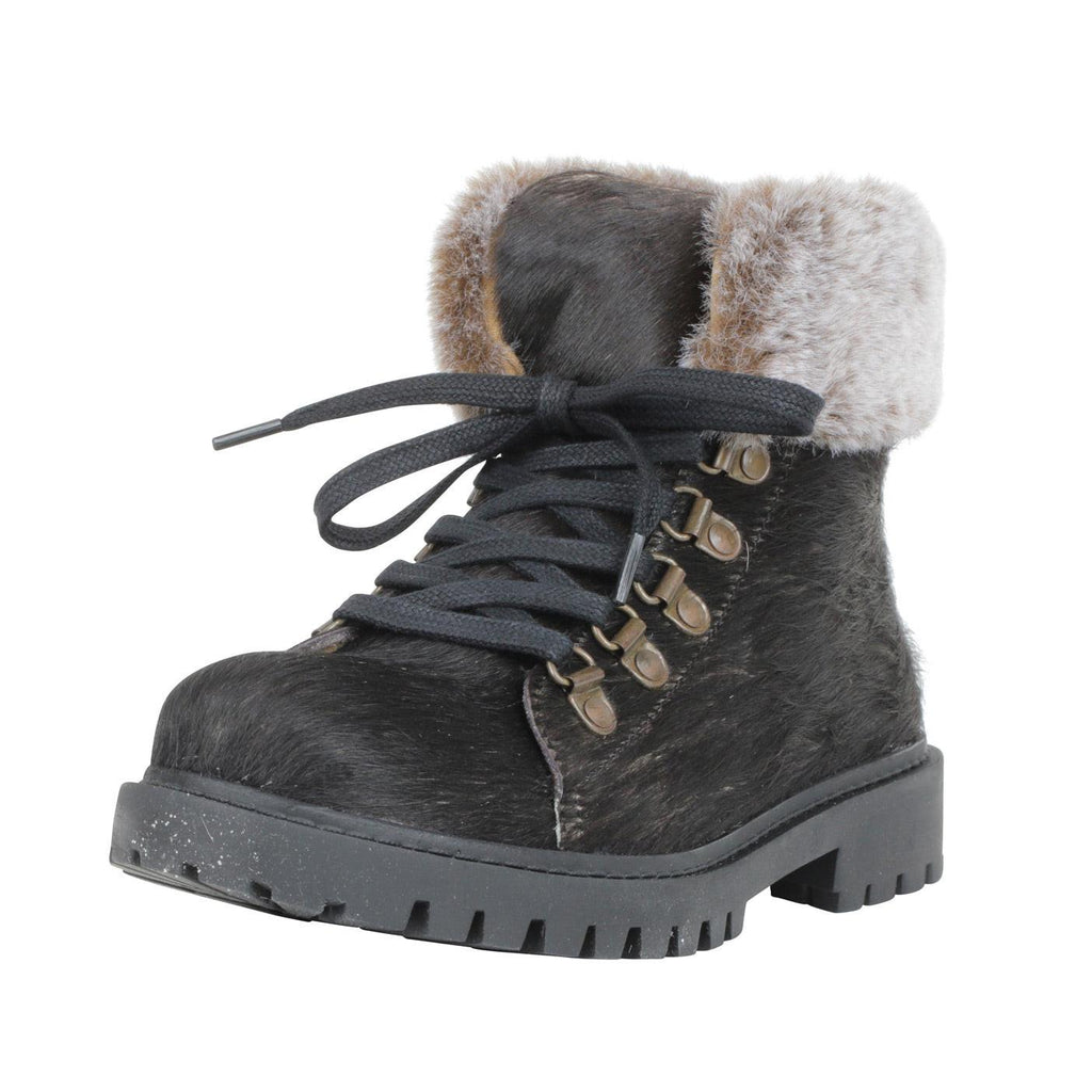 Turbulent Boots