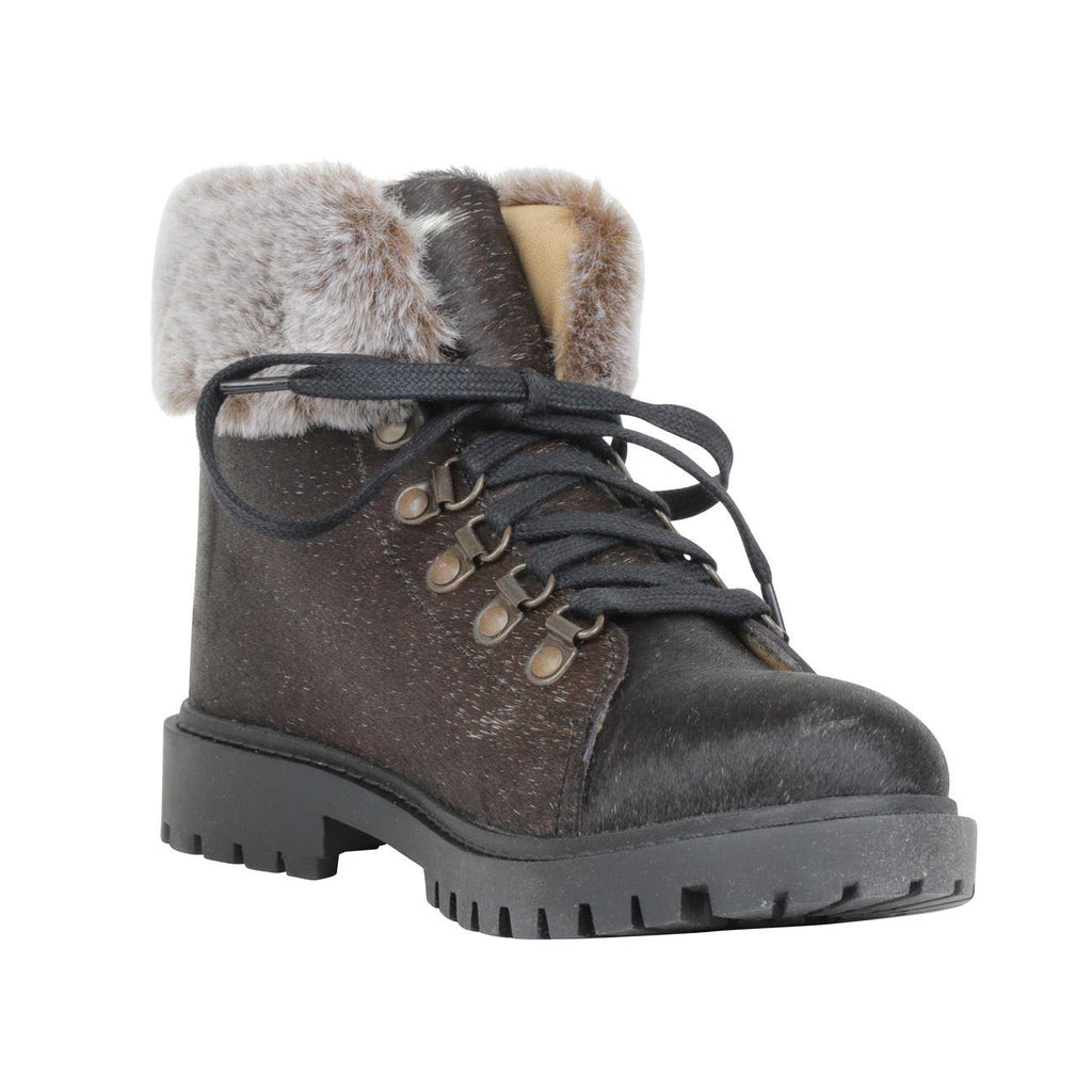 Turbulent Boots