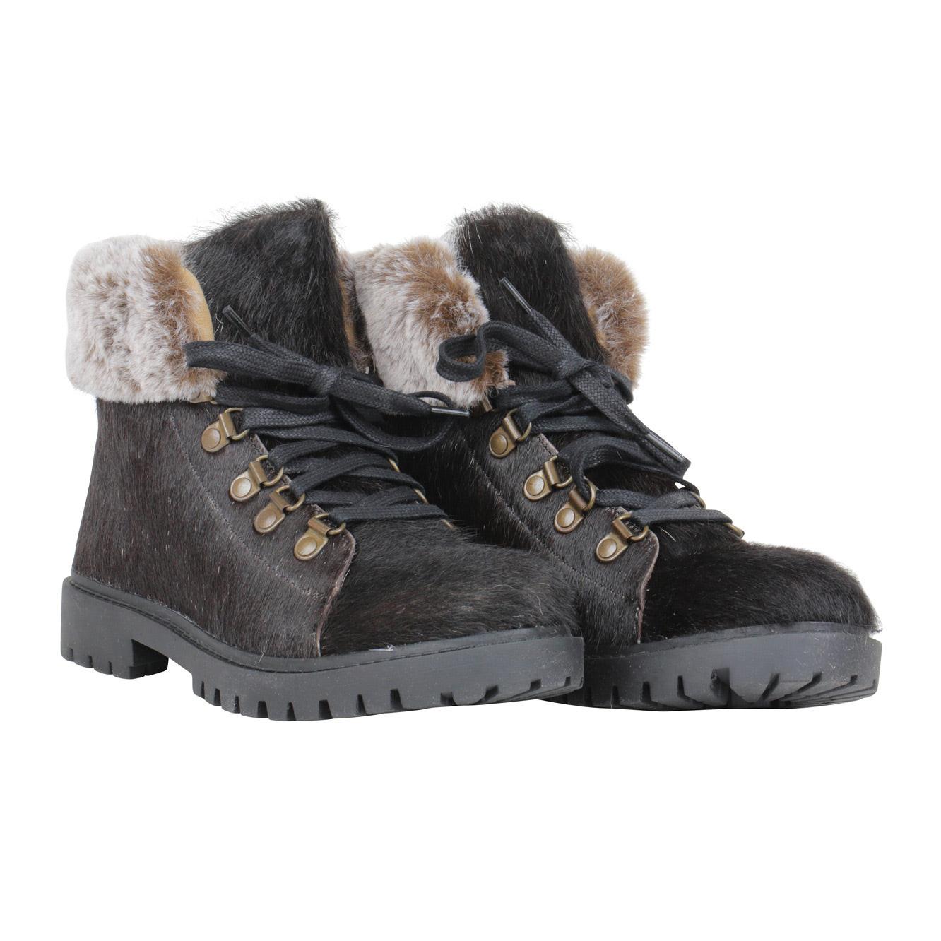 Turbulent Boots