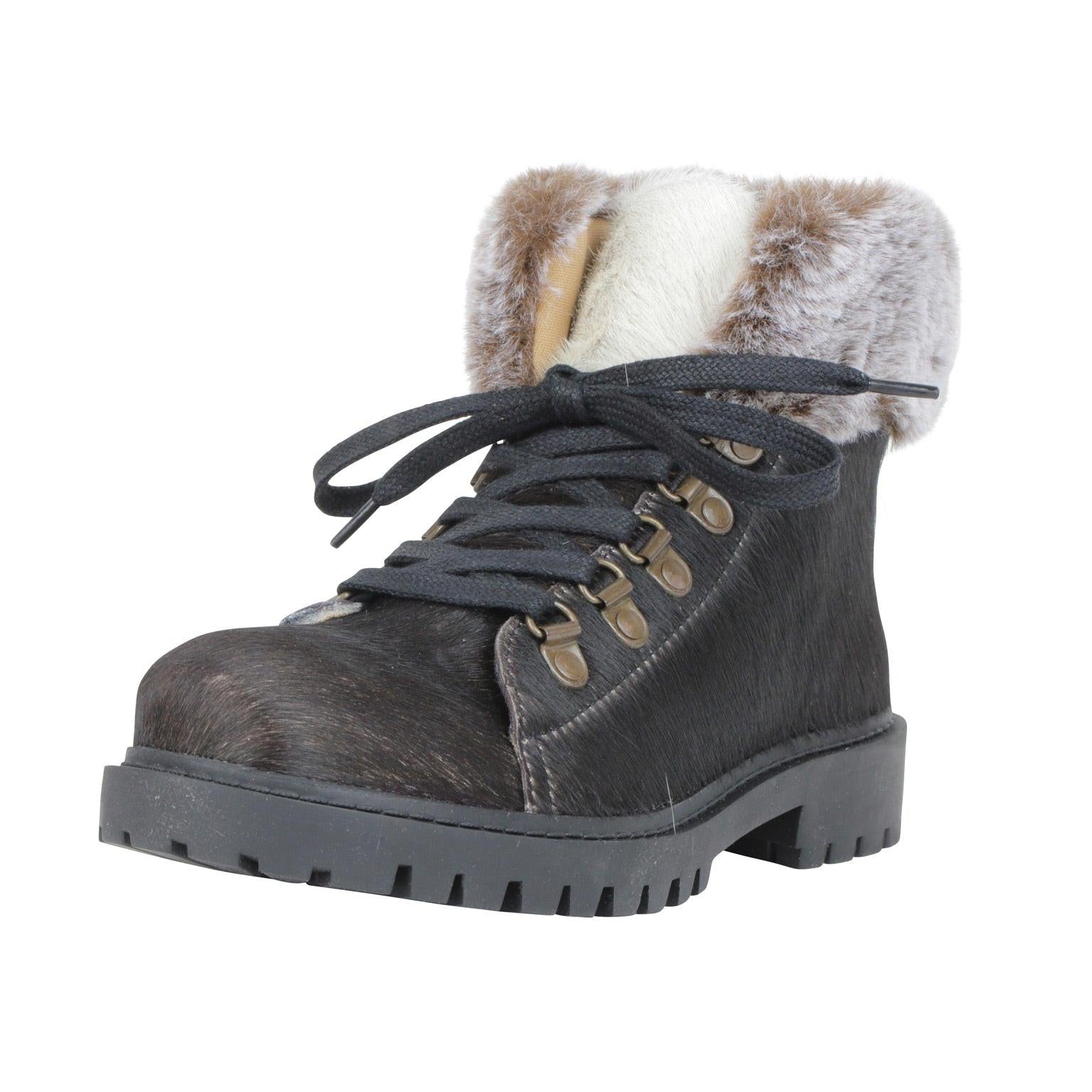 Turbulent Boots