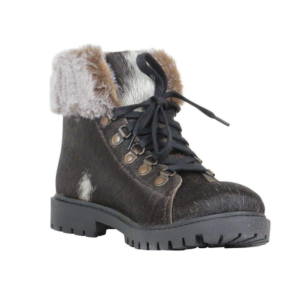 Turbulent Boots