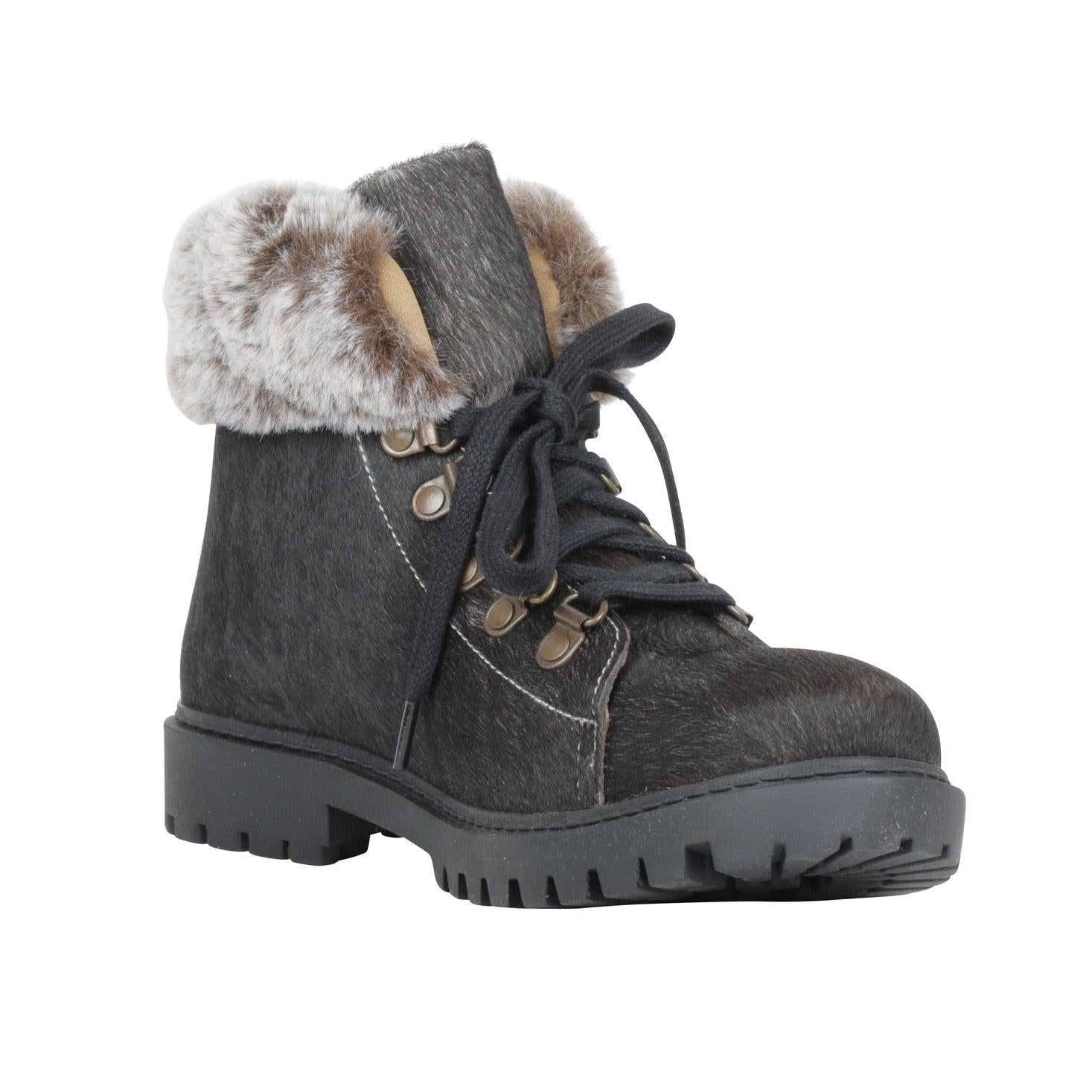 Turbulent Boots