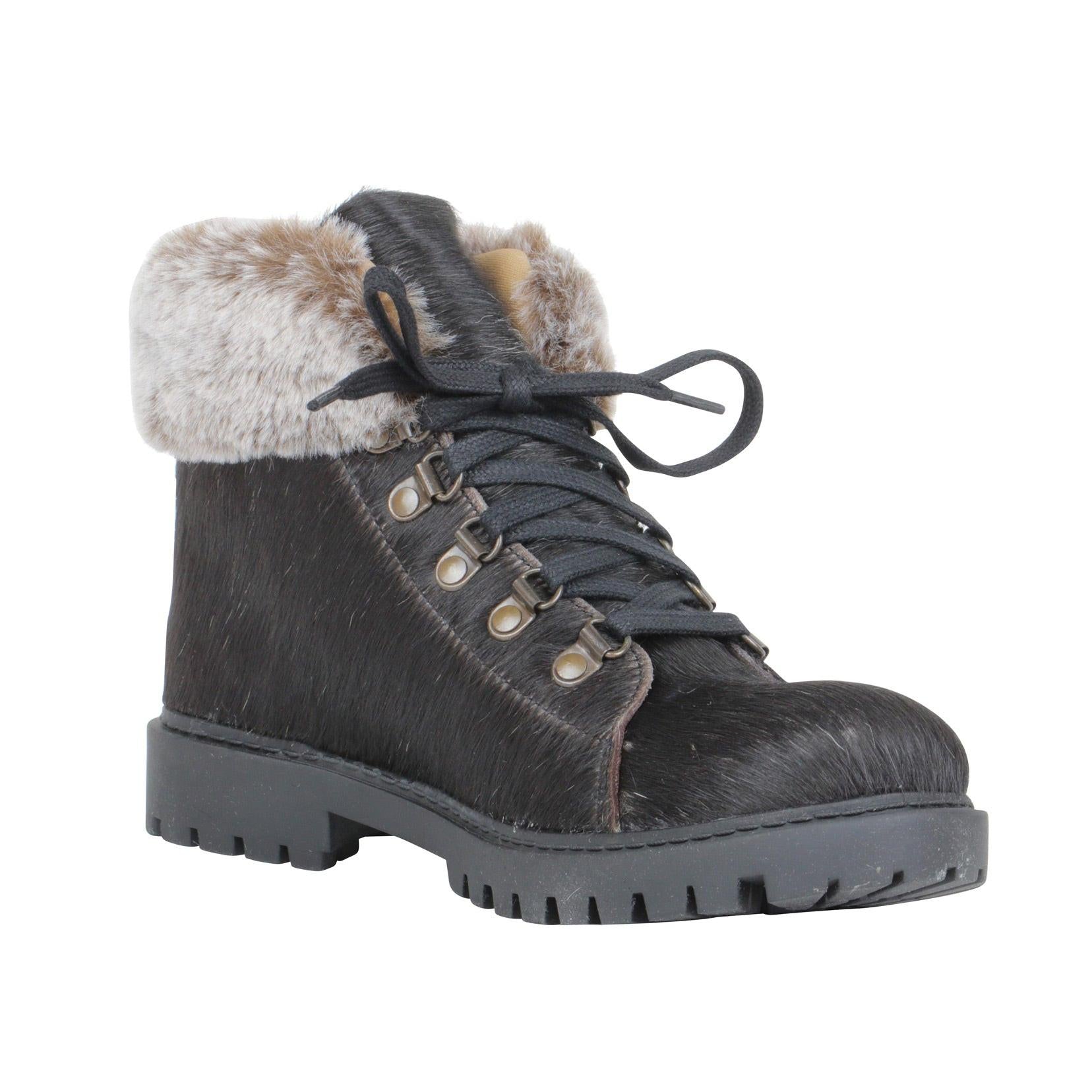 Turbulent Boots