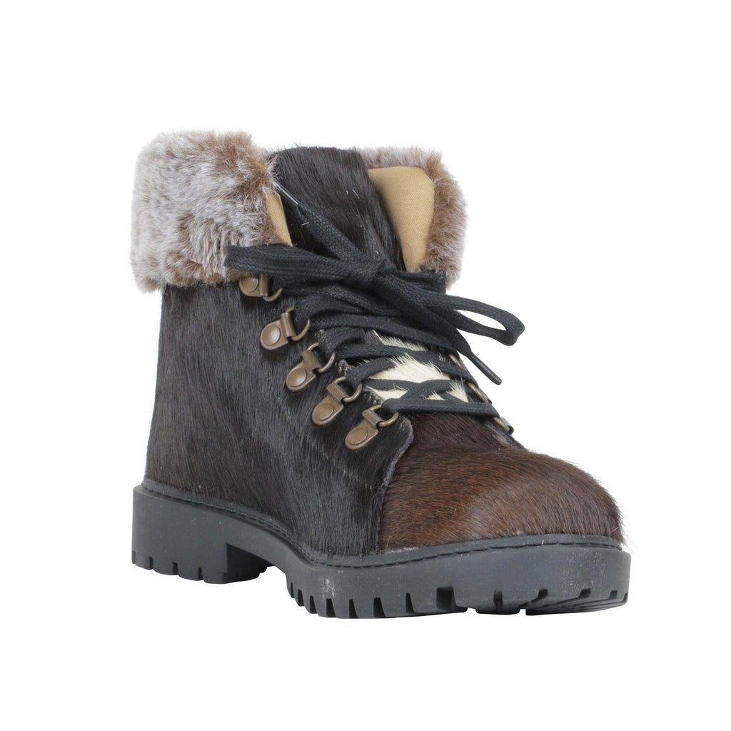 Turbulent Boots