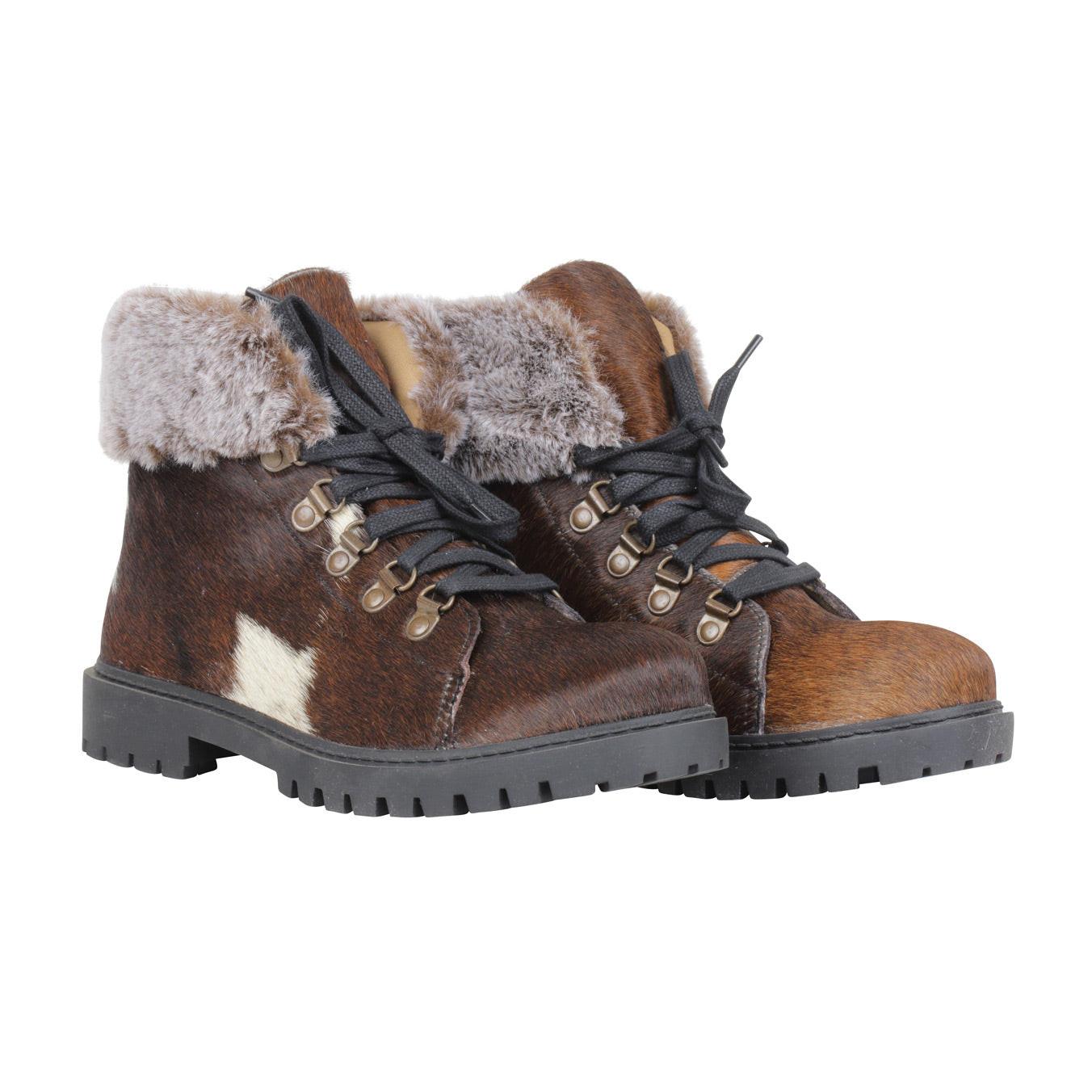 Turbulent Boots