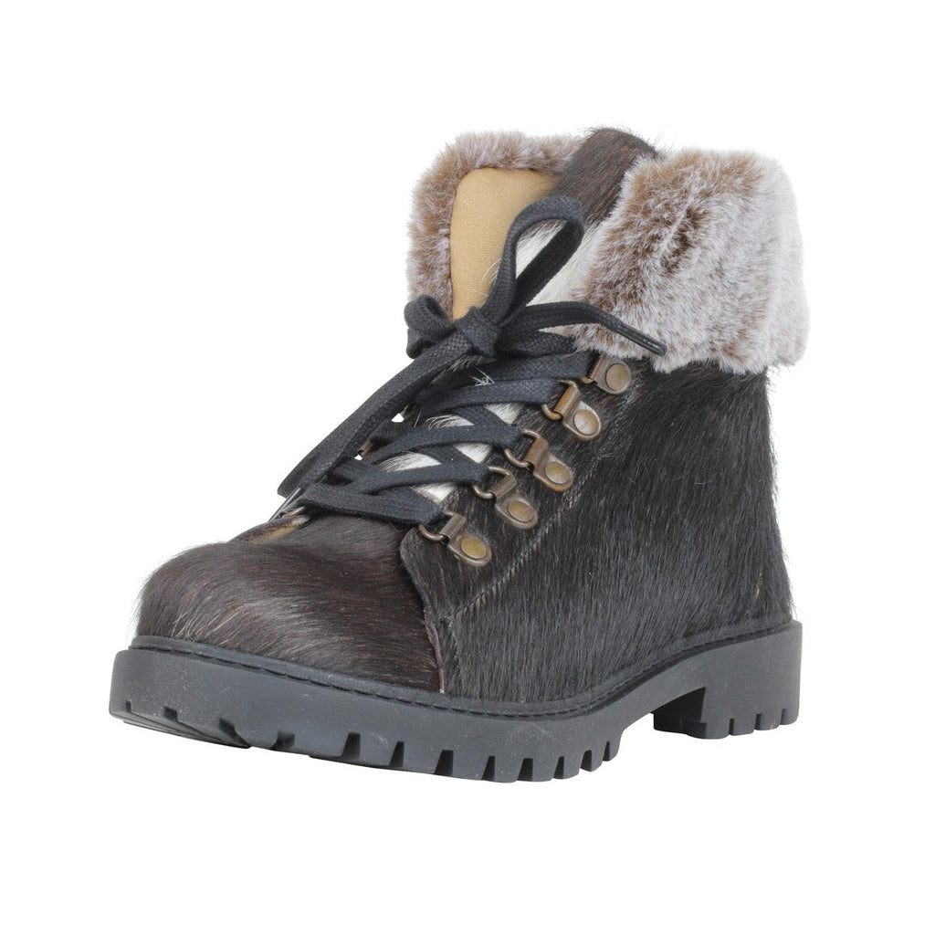 Turbulent Boots