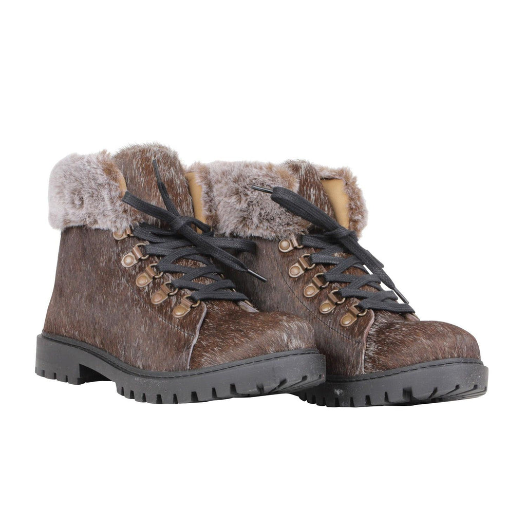 Turbulent Boots