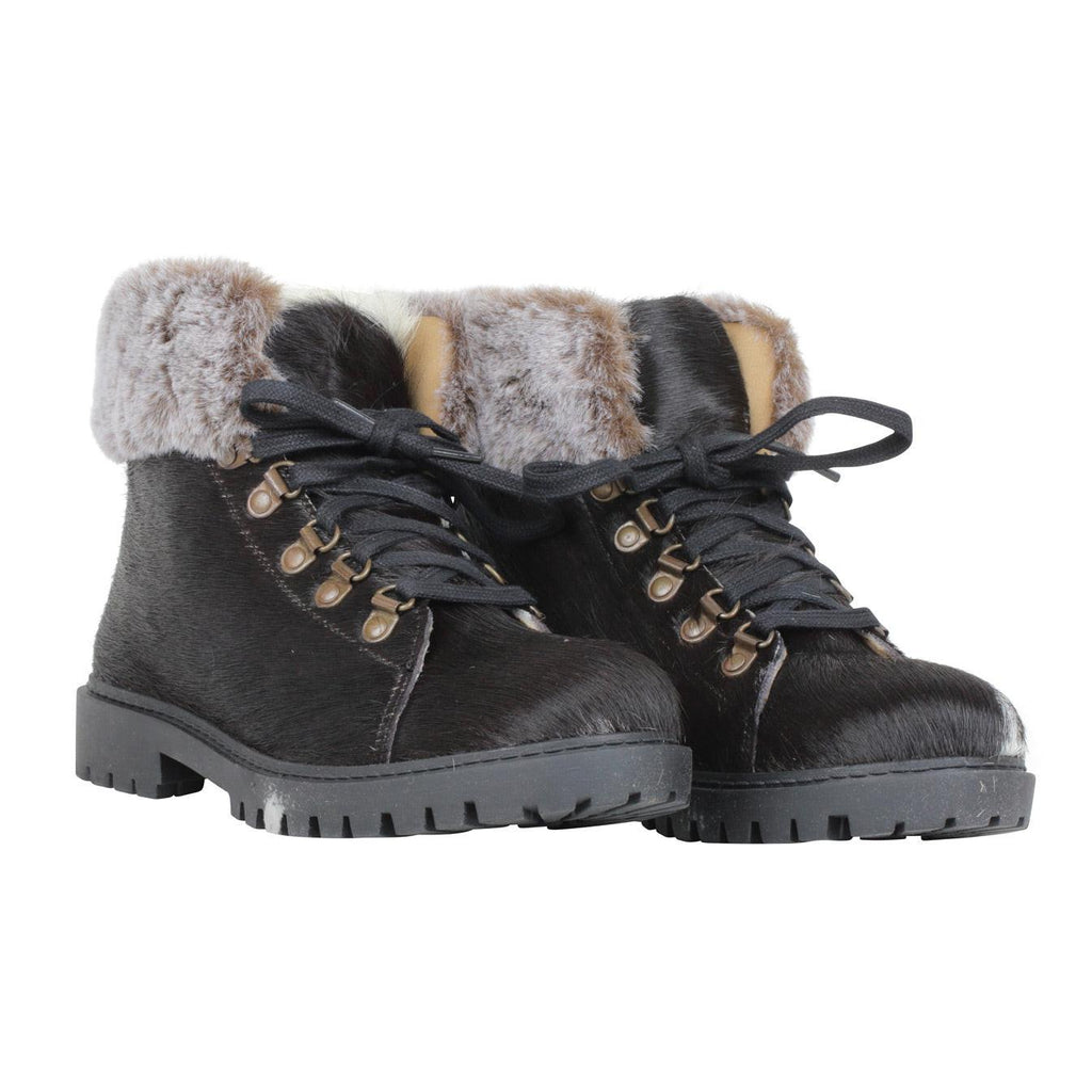Turbulent Boots