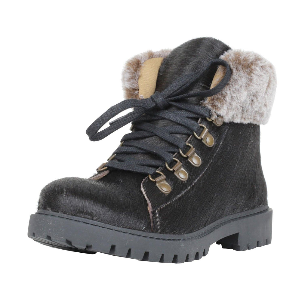 Turbulent Boots