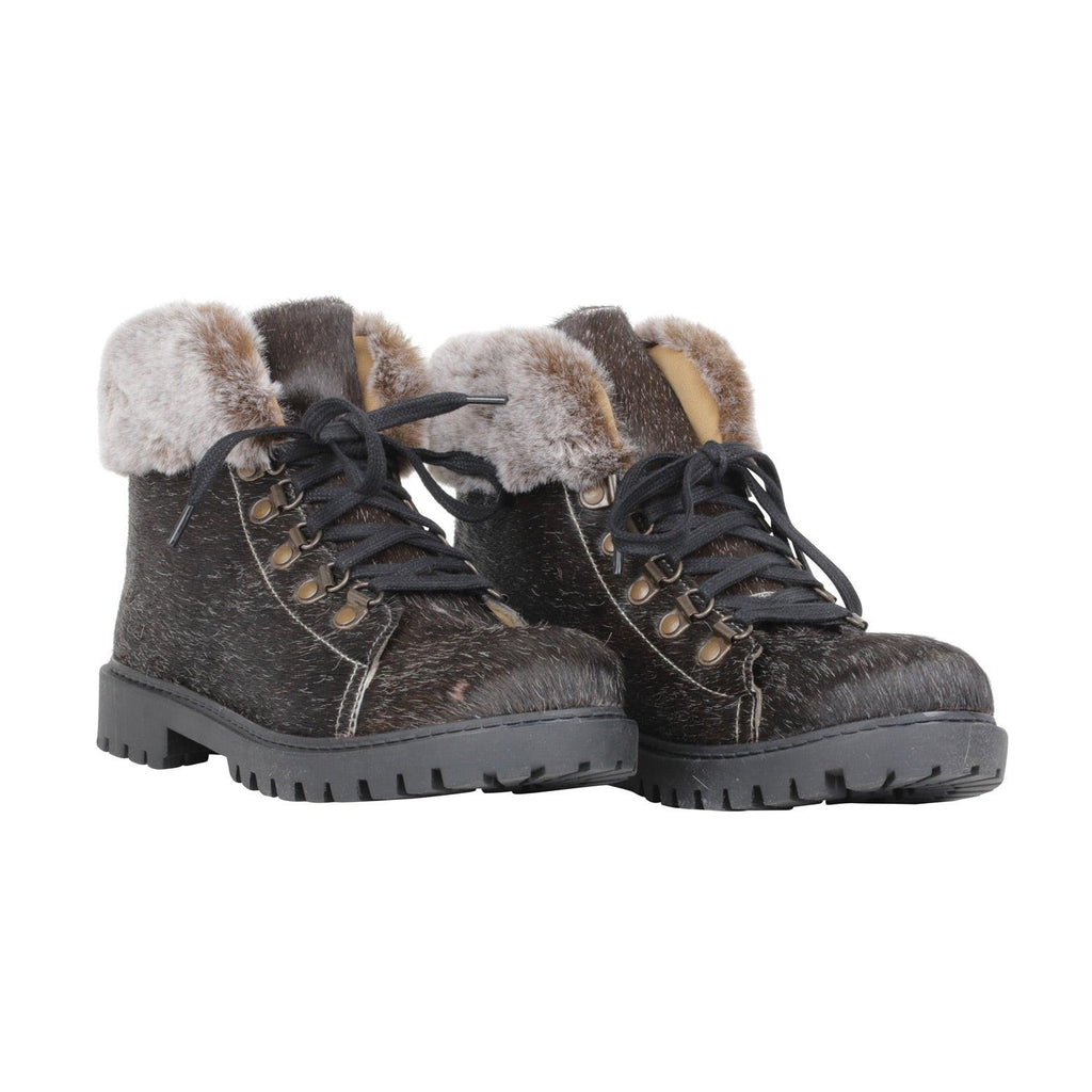 Turbulent Boots