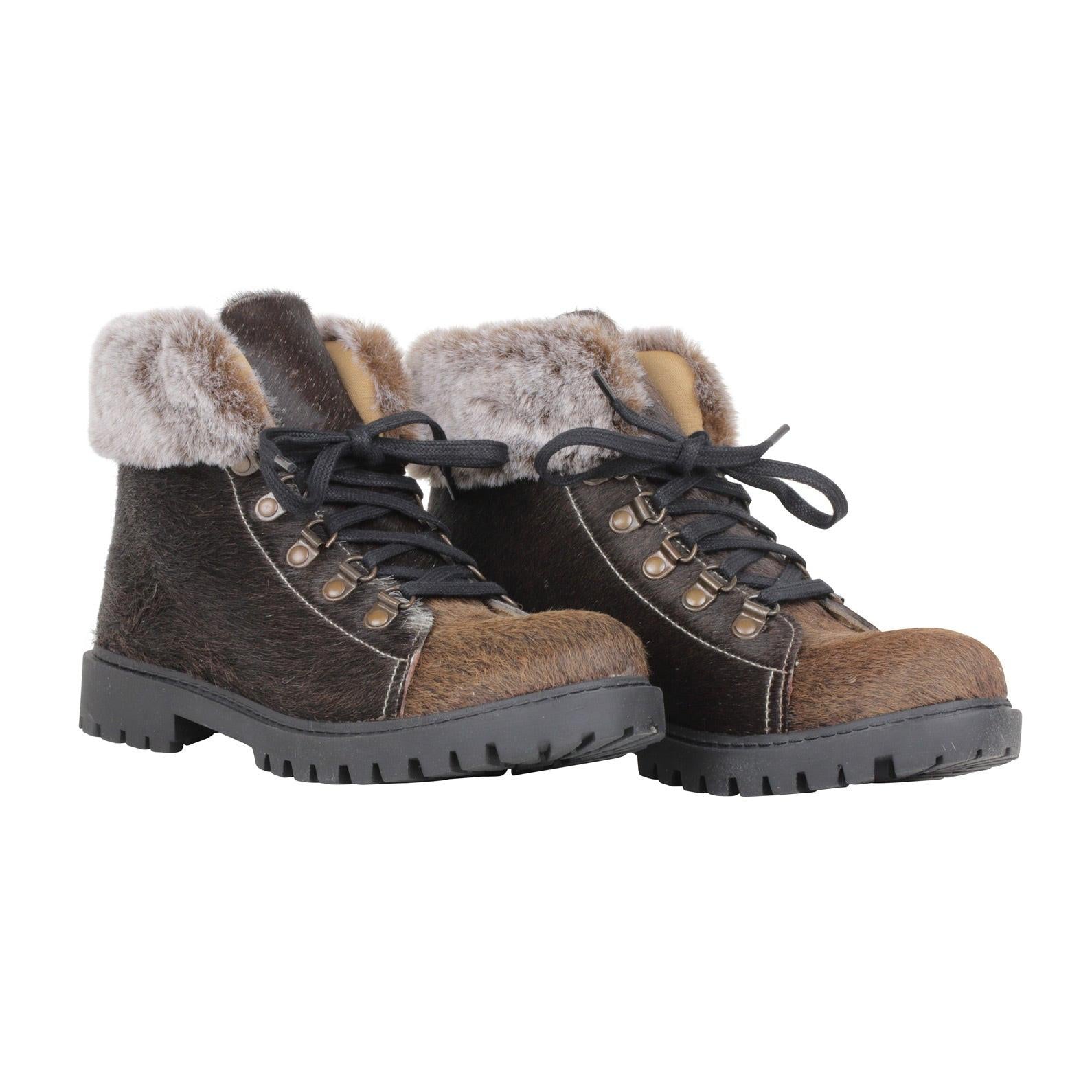 Turbulent Boots