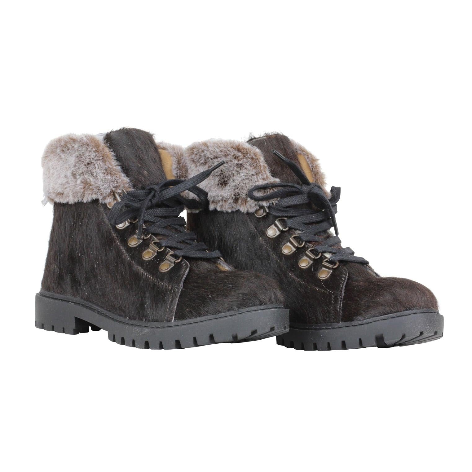 Turbulent Boots
