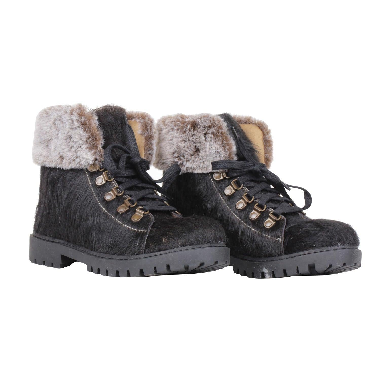 Turbulent Boots