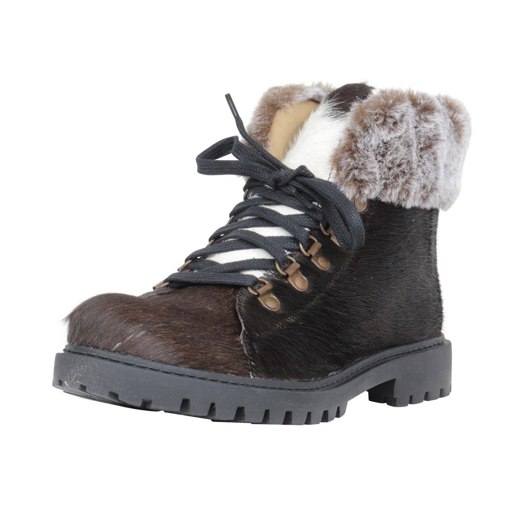 Turbulent Boots