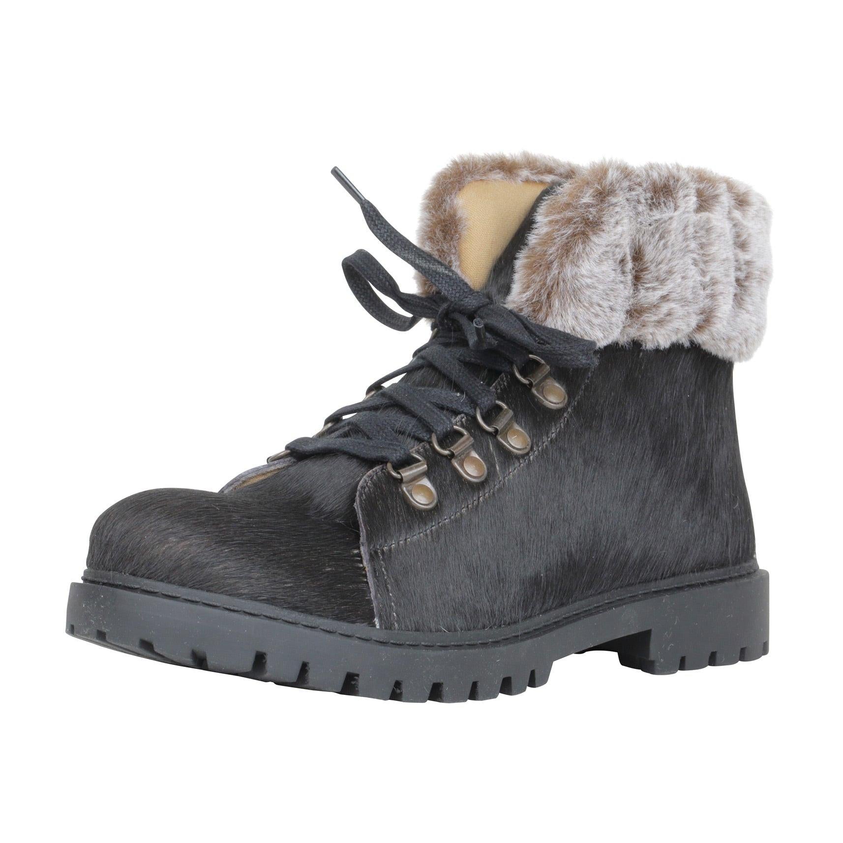 Turbulent Boots