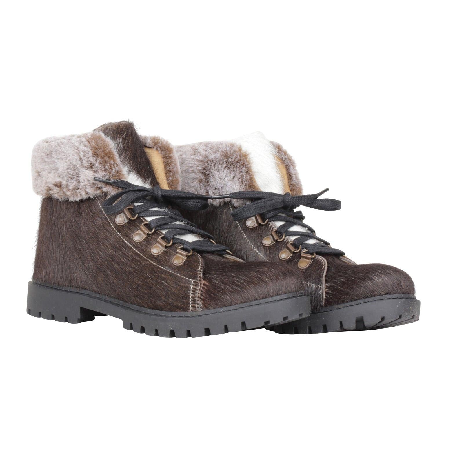 Turbulent Boots