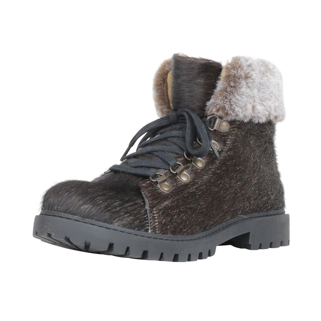 Turbulent Boots