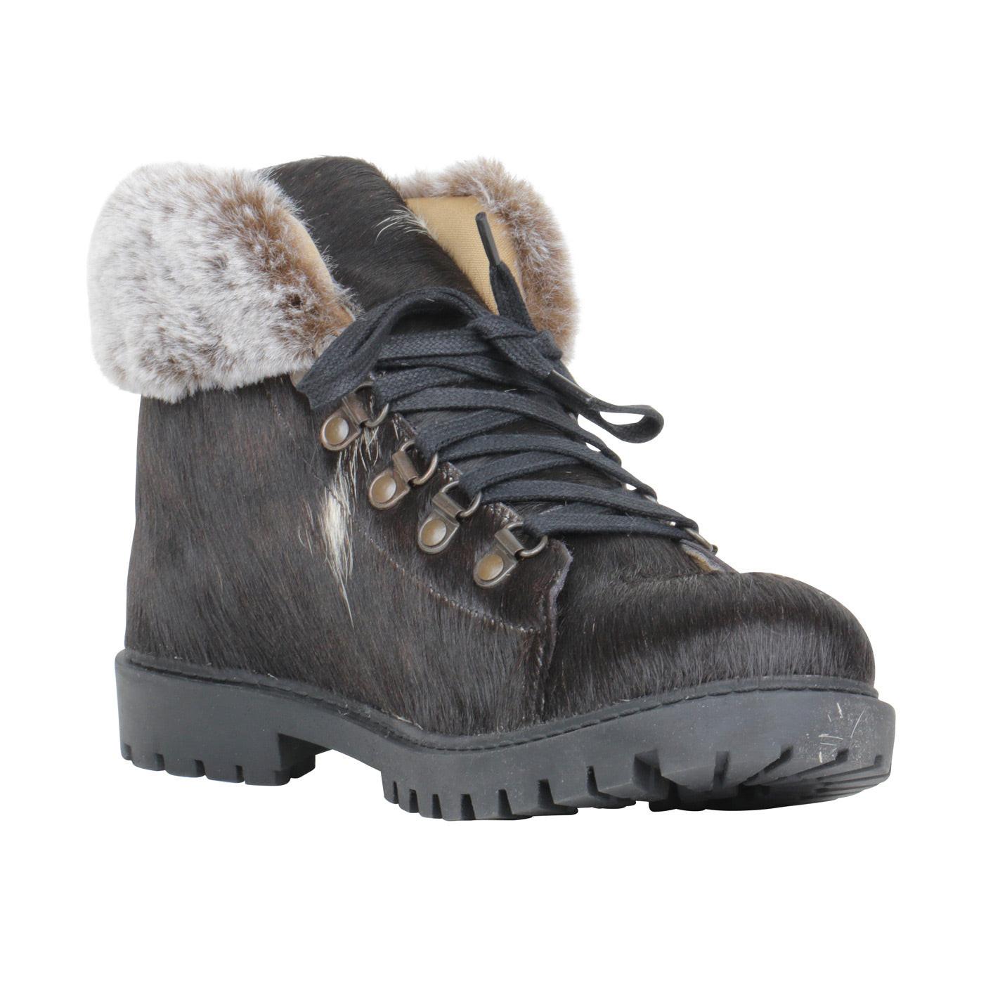 Turbulent Boots