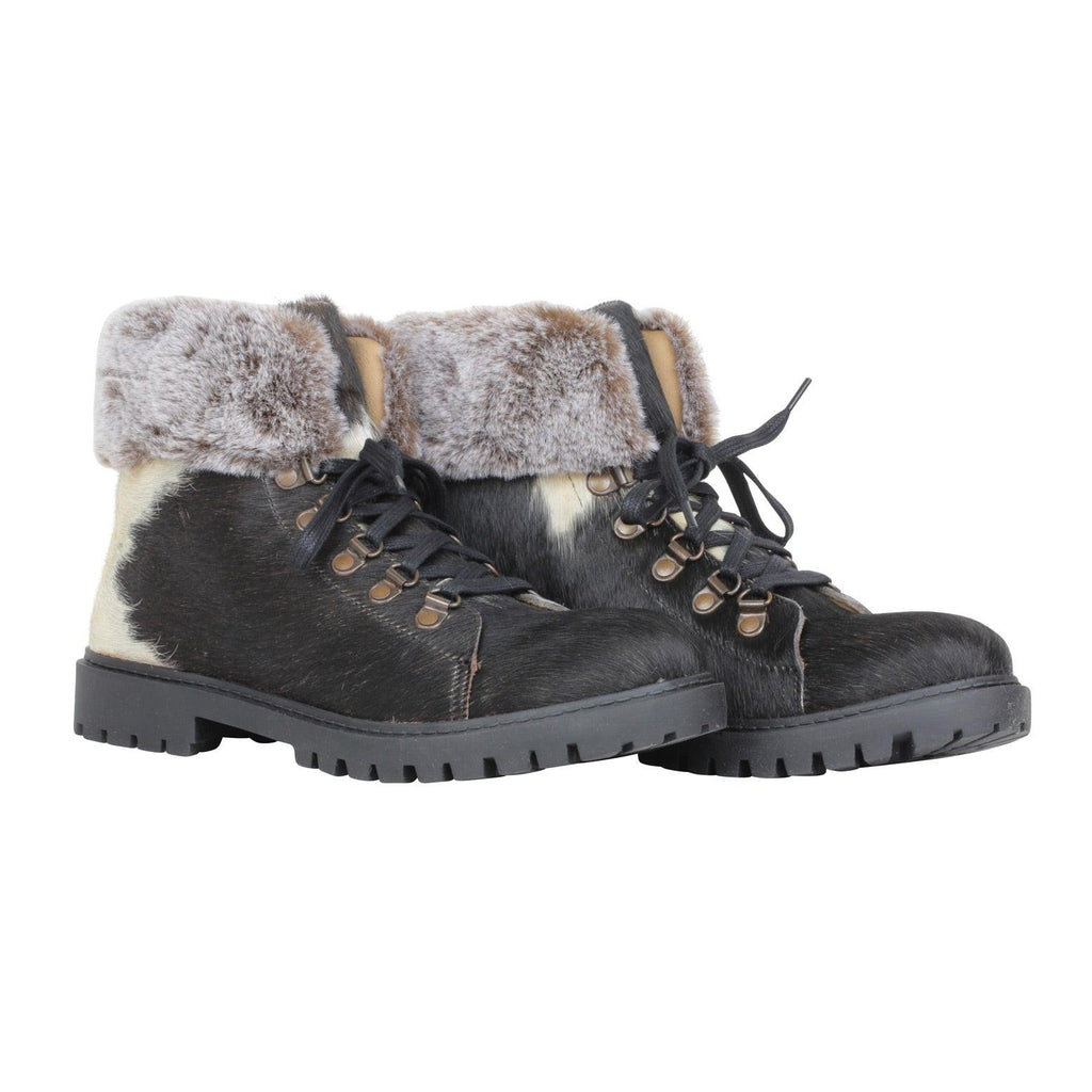 Turbulent Boots