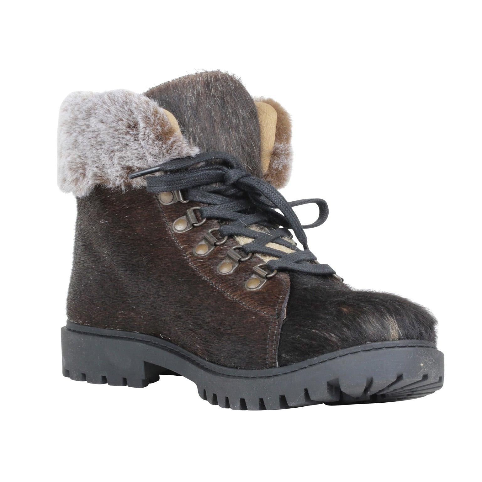Turbulent Boots