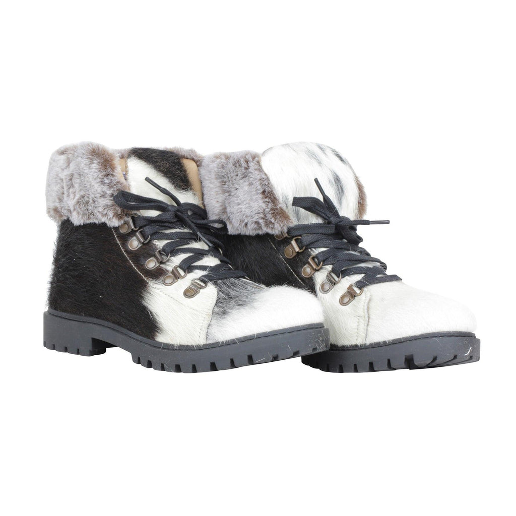Turbulent Boots
