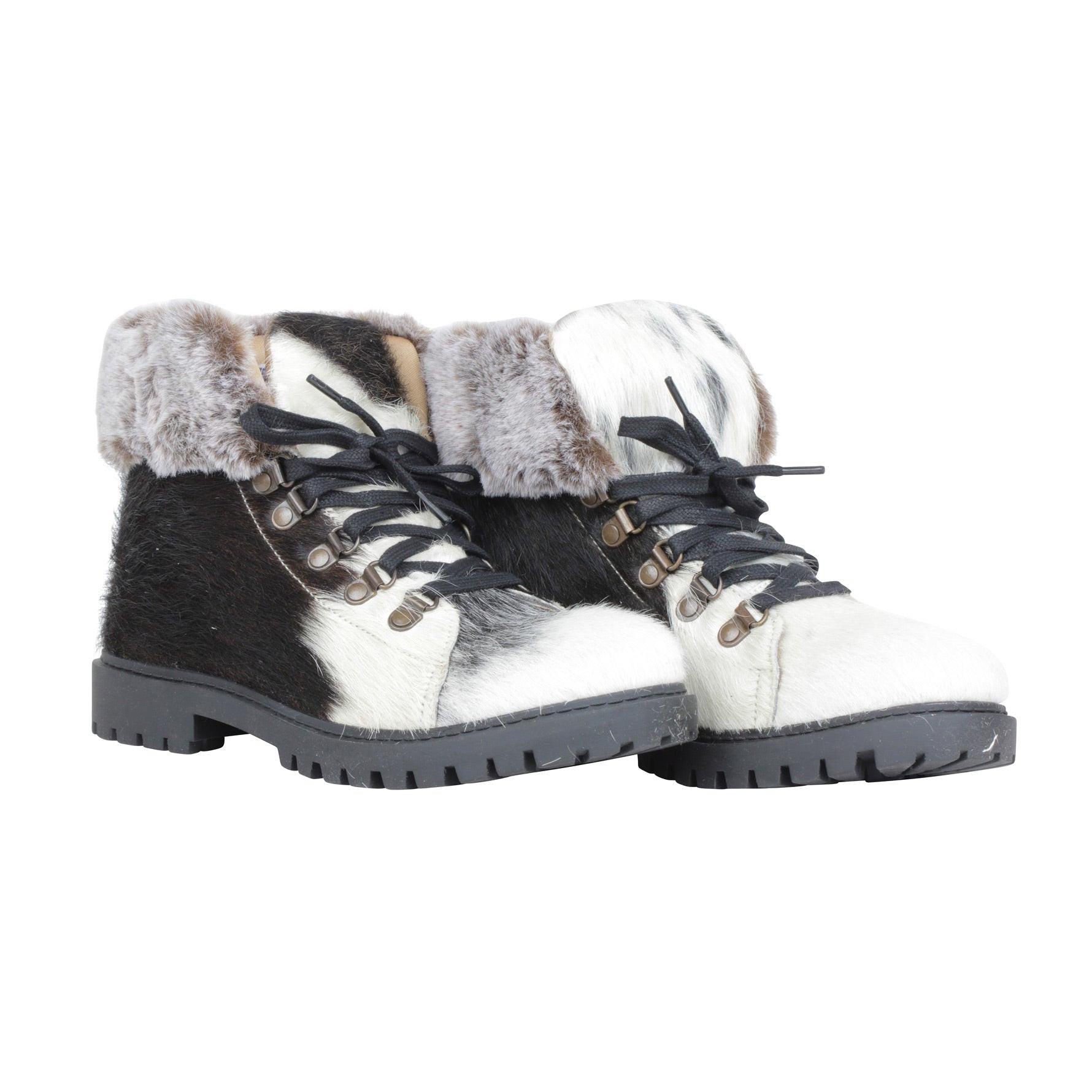 Turbulent Boots