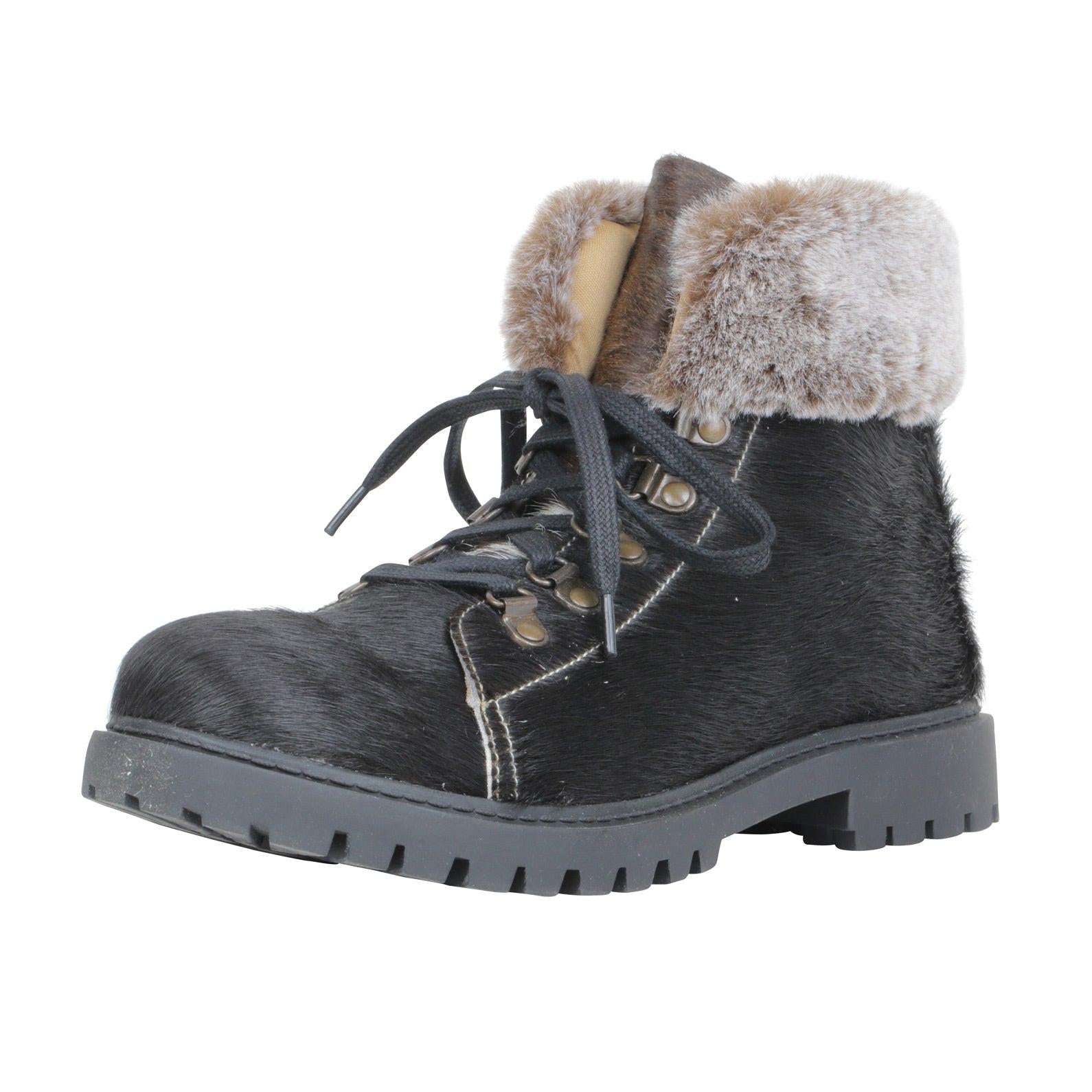 Turbulent Boots