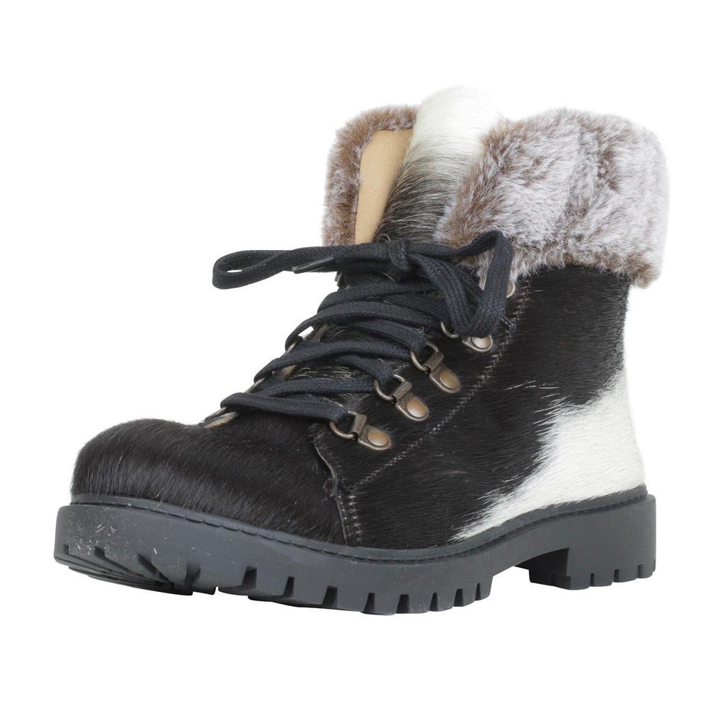 Turbulent Boots