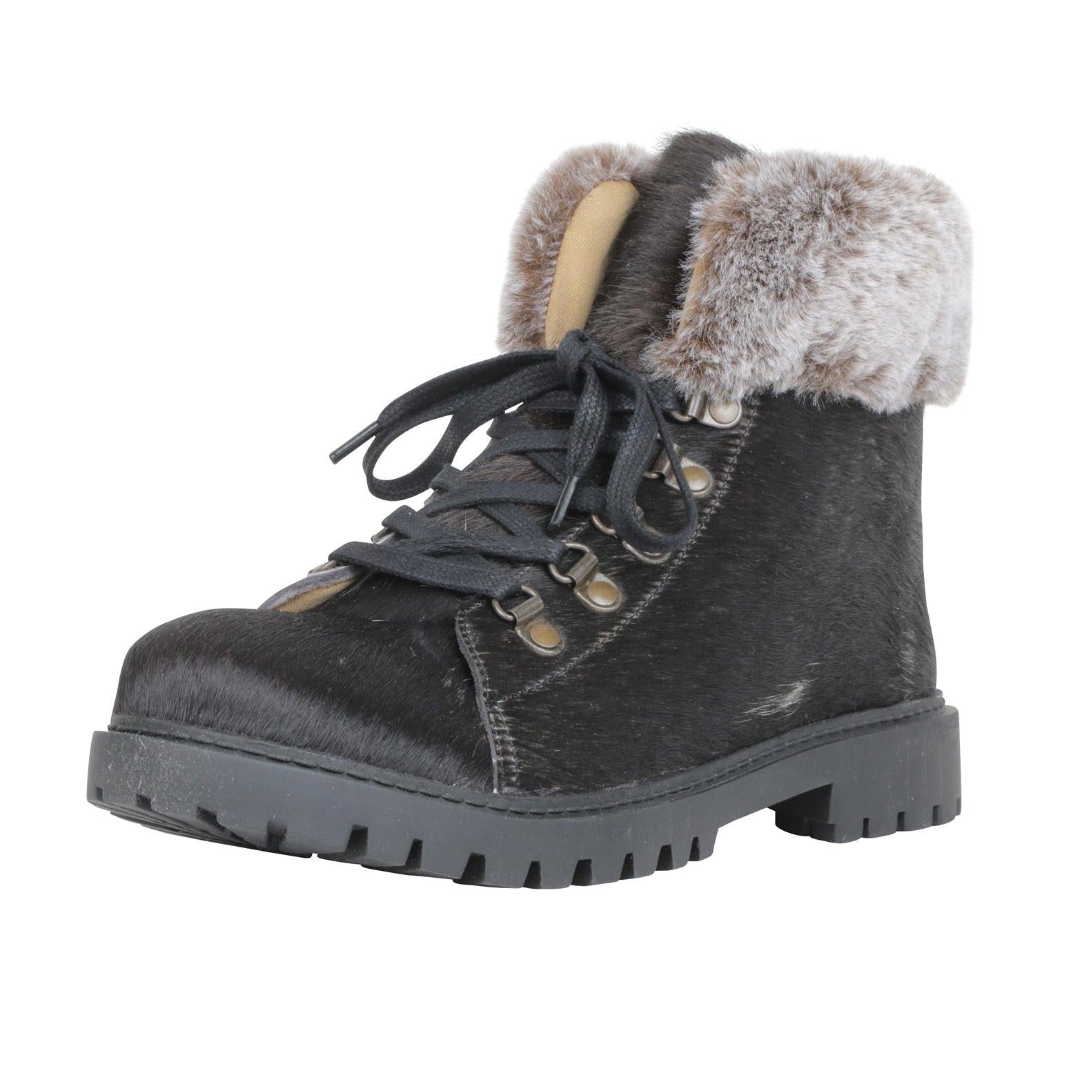 Turbulent Boots
