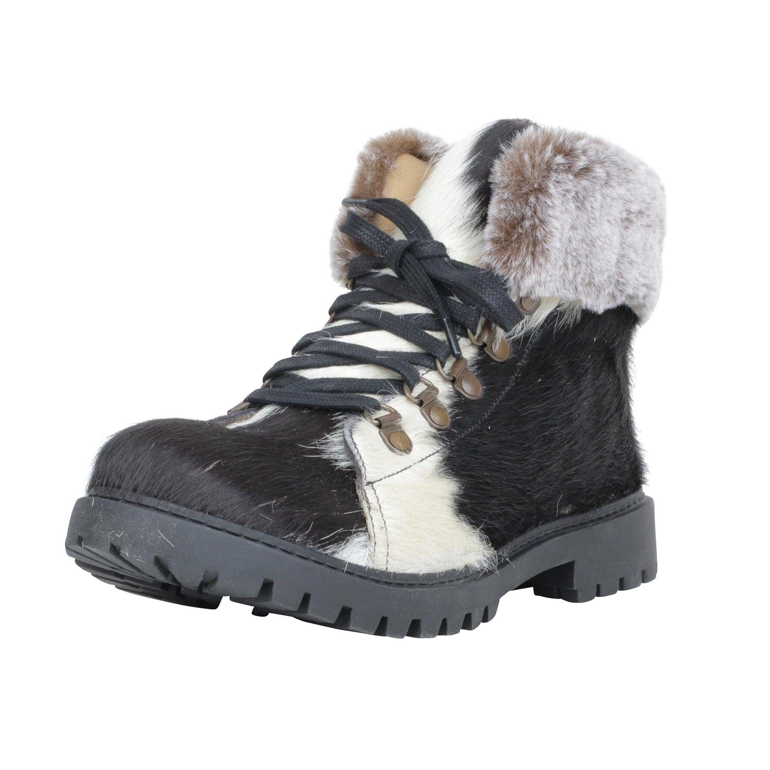 Turbulent Boots