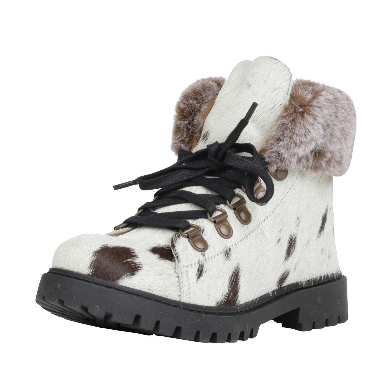 Turbulent Boots