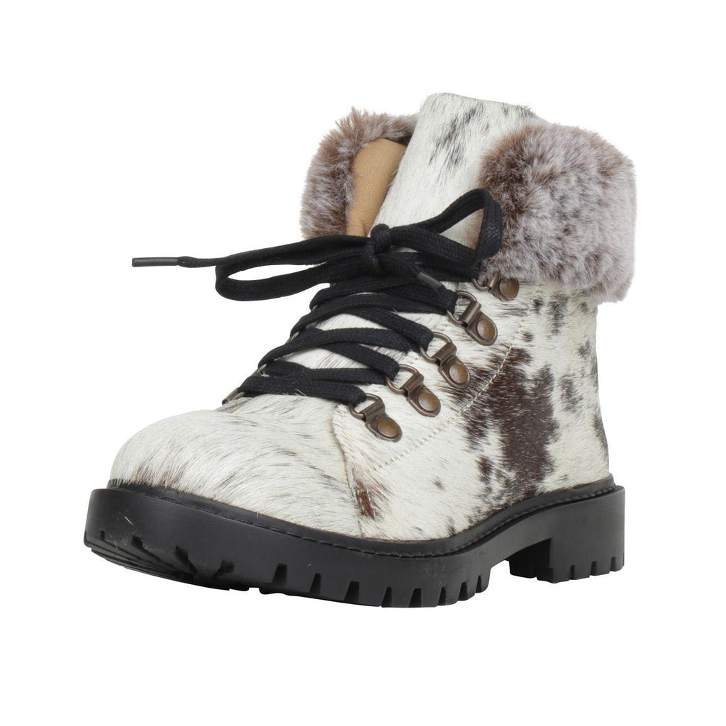 Turbulent Boots