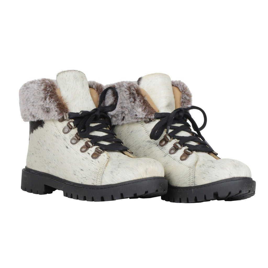 Turbulent Boots