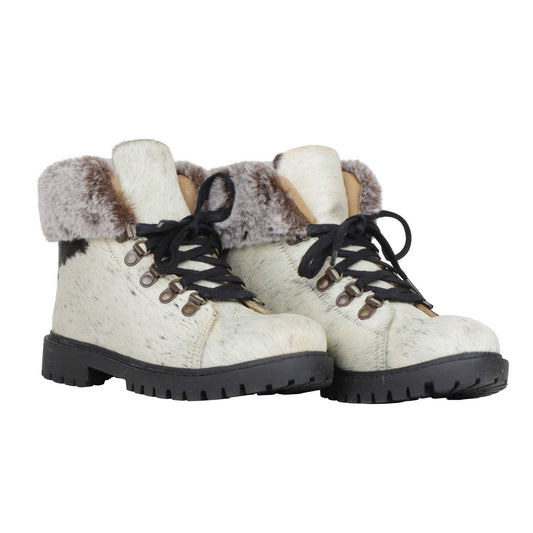 Turbulent Boots